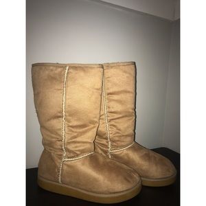 Airwalk suede regan boots
